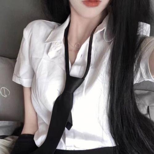 梨树花开